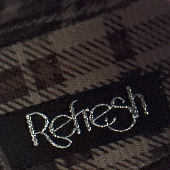 Refresh leatherette lace up sweater combat boots NWOT - Picture 5 of 5